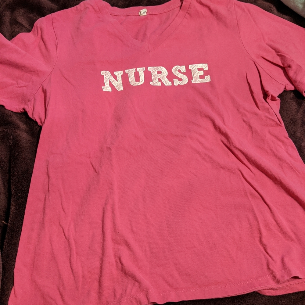 NURSE GRAPHIC TEE